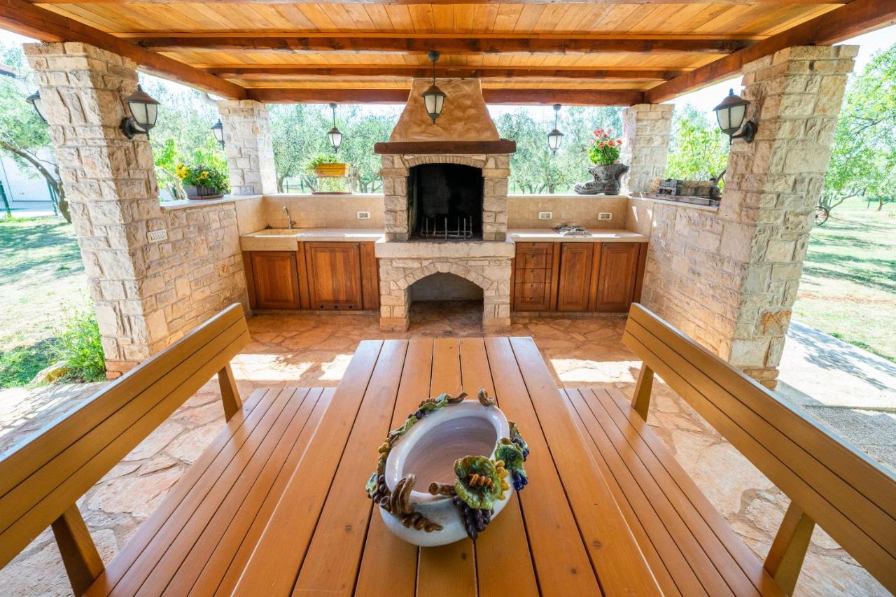 Villa Casa Di Oliva Brtonigla Exterior foto