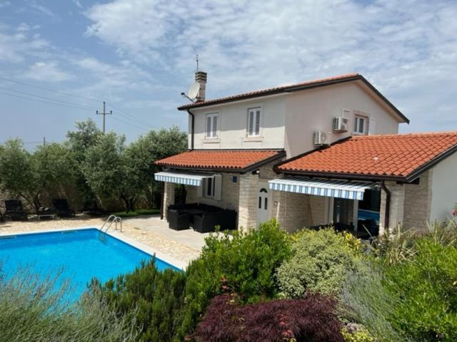 Villa Casa Di Oliva Brtonigla Exterior foto